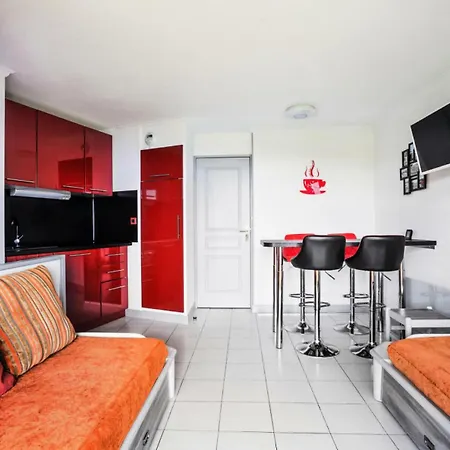 Appartement Résidence Le Village De Cap Esterel - Maeva - 2 Pièces 5 Personnes Vue - Prestige - Super Mae-5574 Saint-Raphaël