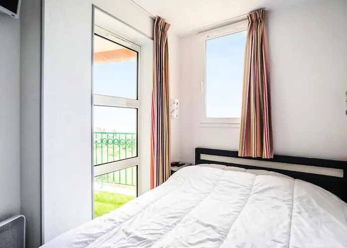 Le Village De Cap Esterel - Maeva - 2 Pieces 5 Personnes Vue - Prestige - Super Mae-5574 * Saint-Raphaël